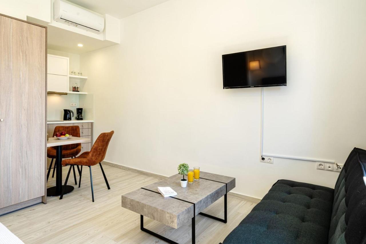 White&Gray Apartment Rethymno  Exterior photo