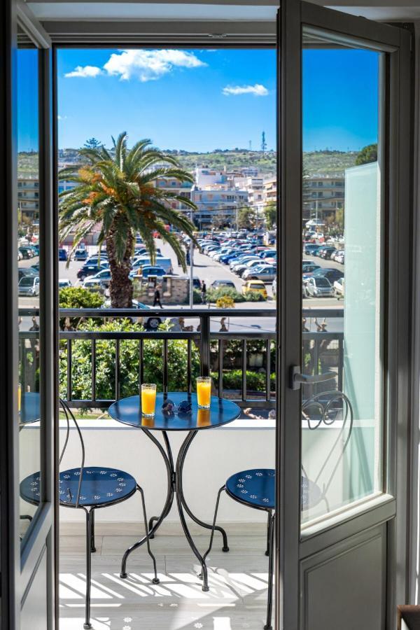 White&Gray Apartment Rethymno  Exterior photo